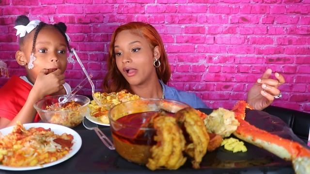 BEING MEAN To LAYLA To See JUJU React PRANK (LOBSTER CRAB MAC N CHEESE SEAFOOD MUKBANG) QUEEN BEAST смотреть онлайн