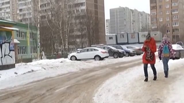 "Дежурный по району" - уборка снега на Жуковском проезде смотреть онлайн
