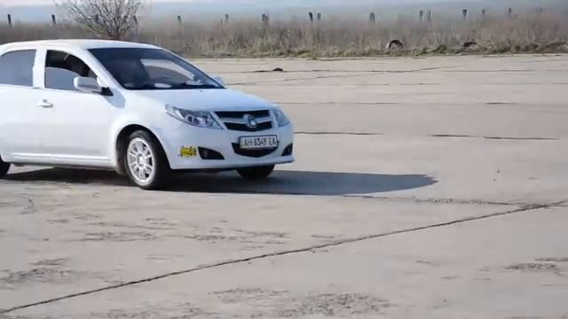Змейка на Geely MK смотреть онлайн