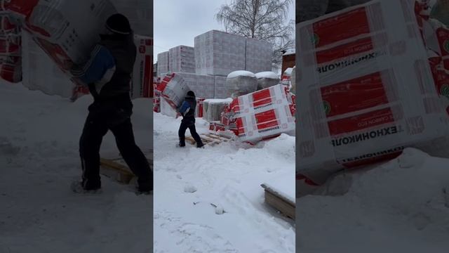 Видеоотчёт Максиму✅ Экструзия Технониколь карбон 30mm 12 пачек! #рекомендации #shorts #ярославль смотреть онлайн