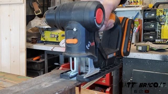 Test et présentation - WORX Scie multifonctions WX550 : un combiné de scie sabre et scie sauteuse смотреть онлайн