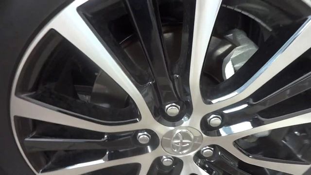 Estima Alloys - 2013 Toyota Areas Leather Package смотреть онлайн