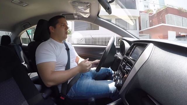 Toyota Yaris 2018 - Prueba de manejo смотреть онлайн