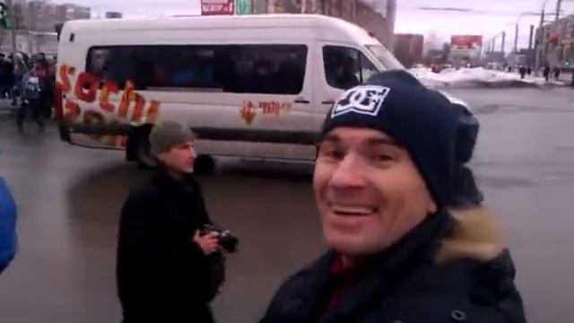 Эстафета Олимпийского огня! Ижевск. смотреть онлайн
