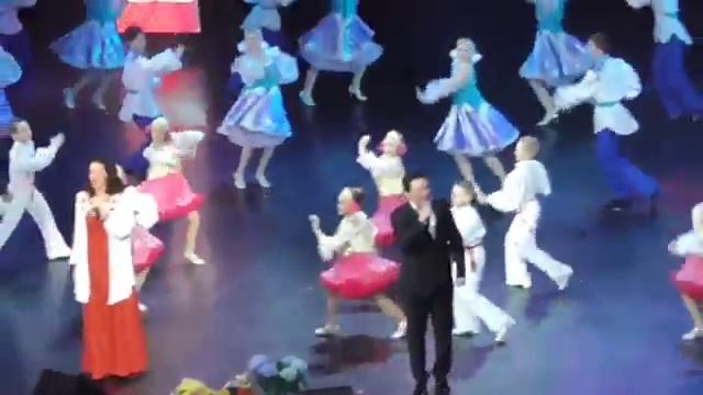 Михаил Сим, Елена Тарадай "Гуляй Россия" !.mp4 смотреть онлайн