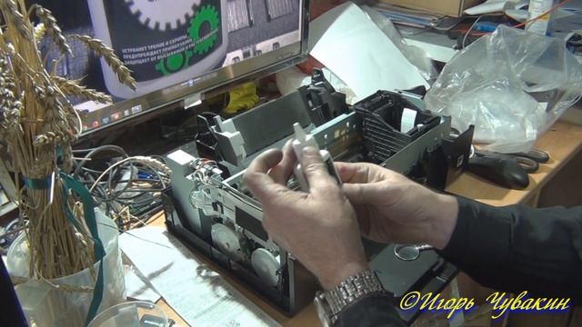 Чем смазать детали принтера?