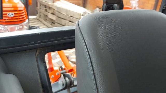 Японский трактор Kubota GL 321 , кабина, фреза. смотреть онлайн