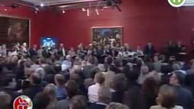 Сколько стоит белая перчатка Майкла Джексона? смотреть онлайн
