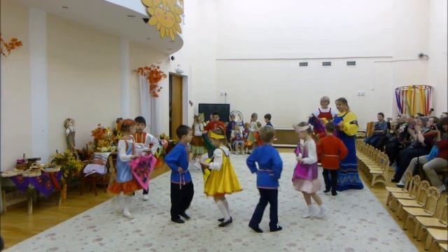 Ярмарка как ты хороша! У русского народа широкая душа! Выступление в детском саду. смотреть онлайн