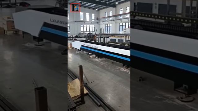 Обработка волоконным лазером ограждения трубы из нержавеющей стали. смотреть онлайн