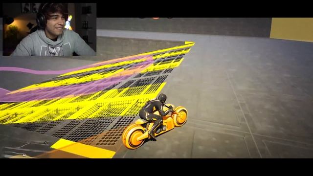 GTA 5 pero LAS MOTOS EXPLOTAN ? GTA 5 MOTOS VS COMPAS #1 смотреть онлайн