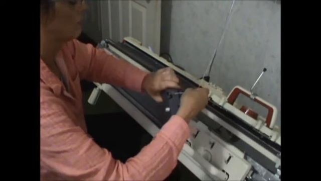 Toyota 950 Knitting Machine With 506 Ribber And 65-7 Transfer Carriage