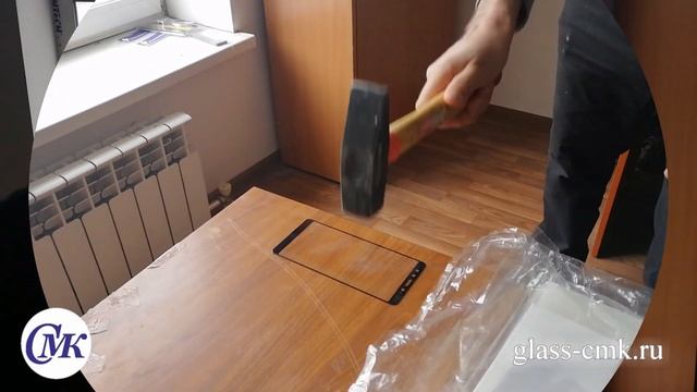 Химическая закалка против молотка. Стекло защитное 0,33 мм. смотреть онлайн
