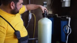 Обезжелезиватель воды за 10 000 рублей. Клапан #Runxin F56A