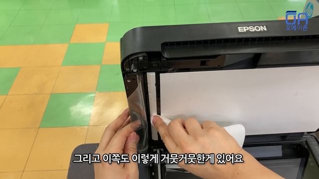 엡손복합기 ADF(자동연속공급장치)에서 복사나 스캔할 때 줄감현상 해결하는 방법 смотреть онлайн