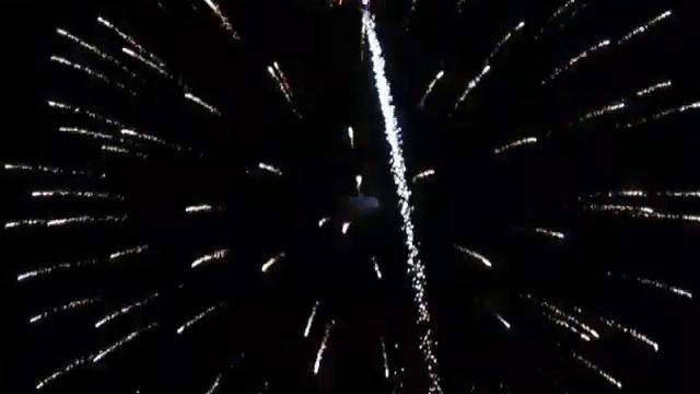 Салют на фестивале "Играй, гармонь" 07.07.2012 смотреть онлайн