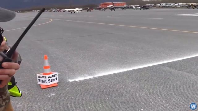 STOL Competition - World Record Shortest Landing 9 Feet 5 Inches