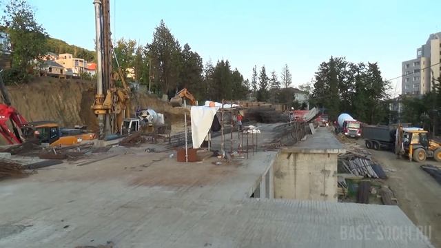 АК Моравия в Сочи (Приморье)! Обзор стройки с высоты. смотреть онлайн