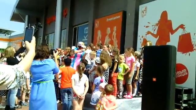 Julia Volkova - Children's Day Celebration, Tver Full Performance [01.06.2014] смотреть онлайн