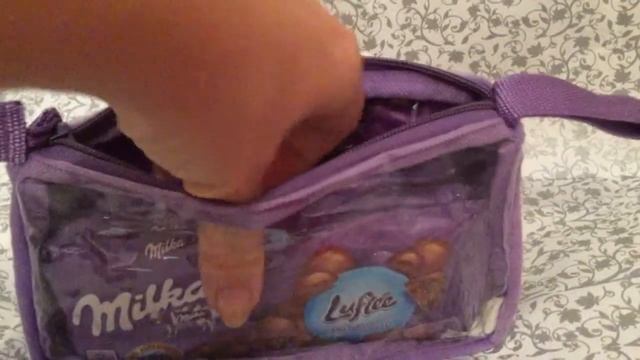 Шоколад Милка в красивой упаковке.Milka Chocolate In A Special Package