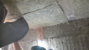 Монтаж утеплителя к потолку