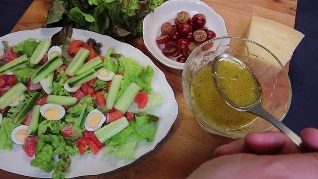 САЛАТ из СЁМГИ и винограда - летний рецепт от Старины Сэма смотреть онлайн
