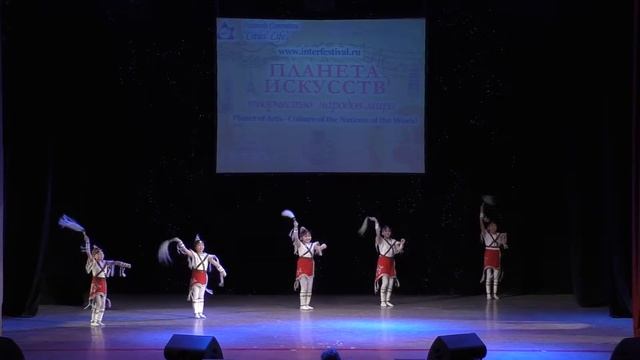 Танец белых жеребят "Дьэсэгэй" смотреть онлайн