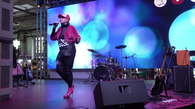 "Один раз в год сады цветут" смотреть онлайн