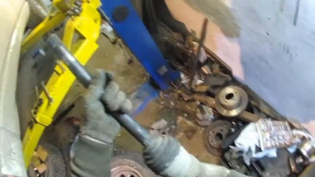 ремонт Гранд Чероки.замена шаровых гранд чероки ZJ часть 2. смотреть онлайн