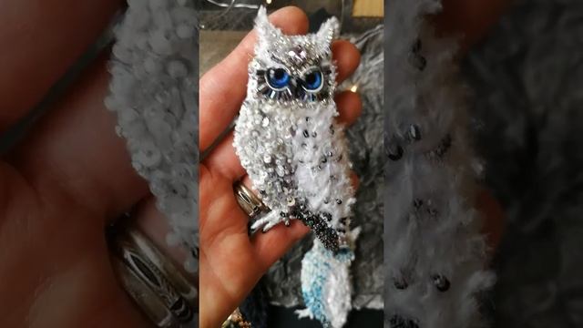 БРОШЬ Белая Сова, вышивка. смотреть онлайн