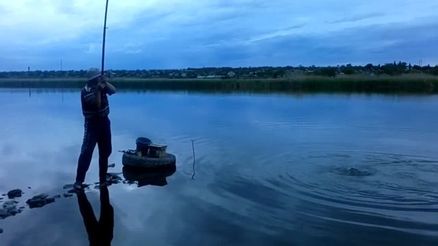 Как я поймал карпа на отварной картофель смотреть онлайн