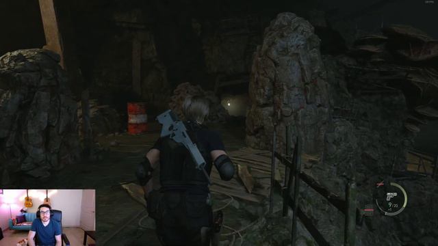 Mine Cart Mayhem! Riding Shotgun With Luis - Resident Evil 4 Remake смотреть онлайн