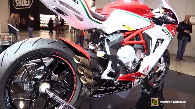 2016 MV Agusta F3 RC 800 Reparto Corse - Walkaround - Debut at 2015 EICMA Milan смотреть онлайн