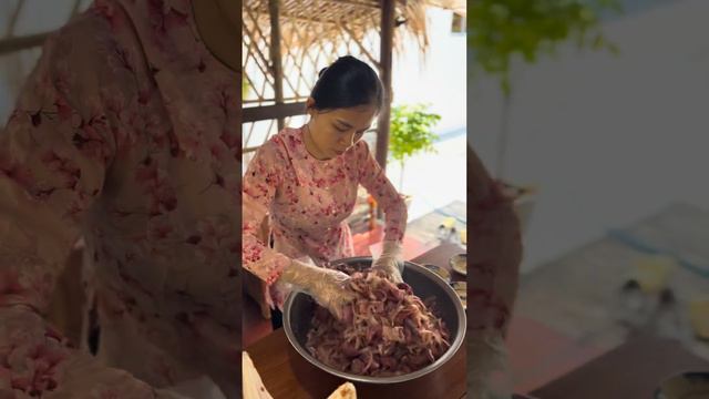 tết gần kề cùng Quỳnh làm pate bong bóng heo thôi ạ #beputquynh69 #thitnguoi #patebongheo смотреть онлайн