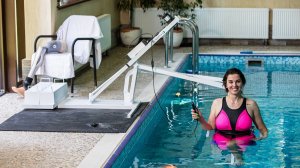 Подъемник в бассейн HERON