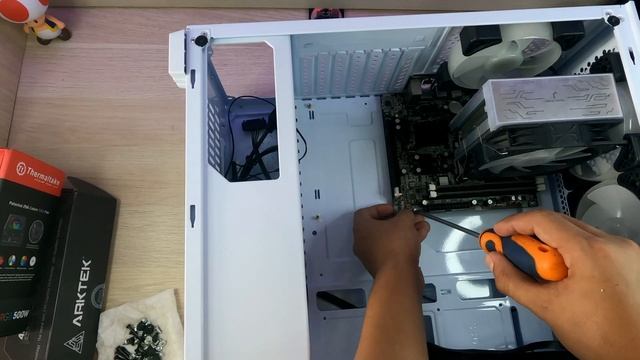 i5 4570 - GT 1030 Gigabyte - 16GB RAM - SSD 240GB - H61 Arteck - Thermaltake 500W | PC ENSAMBLE смотреть онлайн