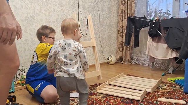 собираем стеллаж в кладовку смотреть онлайн