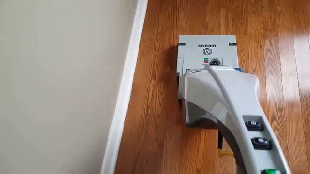 Hardwood Floor Cleaning and Seal | 519-900-3978 смотреть онлайн