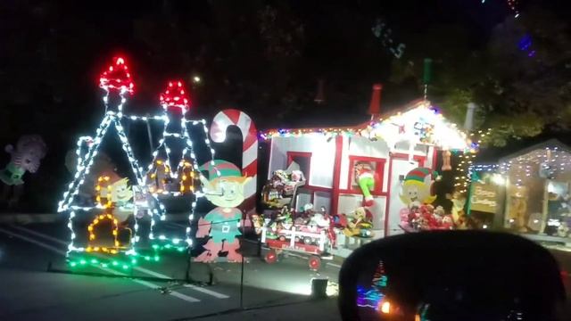 РОЖДЕСТВО В АМЕРИКЕ Как американцы украшают дома Christmas in USA 2020 смотреть онлайн
