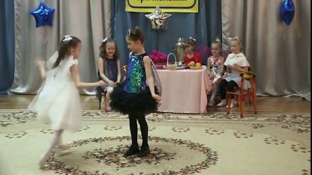 Музыкальная сказка "Муха-Цокотуха на новый лад" смотреть онлайн