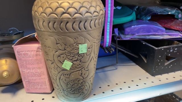 Let's Go Thrifting at Goodwill Together! Shop Along With Me and HAUL! смотреть онлайн