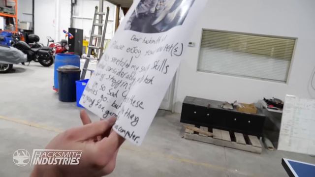 DIY Nuclear Phone! (MAKER SECRET SANTA!) смотреть онлайн