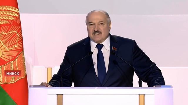 Лукашенко опять забыл выпить таблетки и призвал переходить на кнопочные телефоны смотреть онлайн