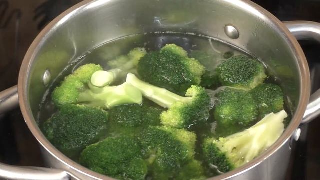 САЛАТ ИЗ БРОККОЛИ смотреть онлайн