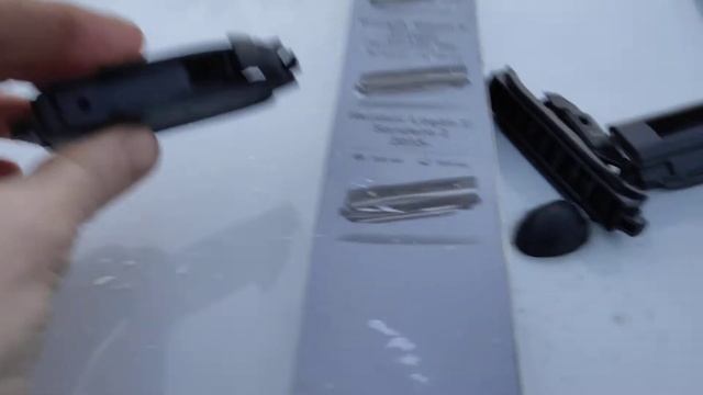 Замена стеклоочистителей Рено Логан 2. смотреть онлайн