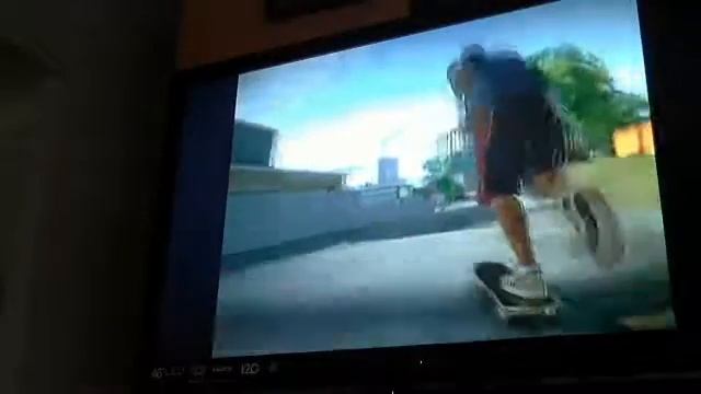 skate-hidden spot and path way run смотреть онлайн