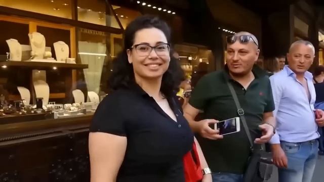 Hare Krishna Kirtan - Best Kirtan Hare Krishna Bhajan - Kirtan Song - Iskcon Kirtan