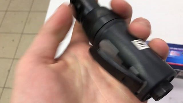 Пневмотрещетка Licota смотреть онлайн