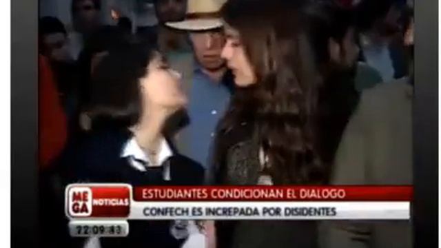 [Meganoticias] Camila Vallejo es increpada por una menor смотреть онлайн