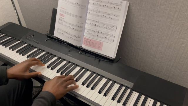 O Sole Mio | Alfred's Basic Adult Sacred Piano Book | Level One смотреть онлайн